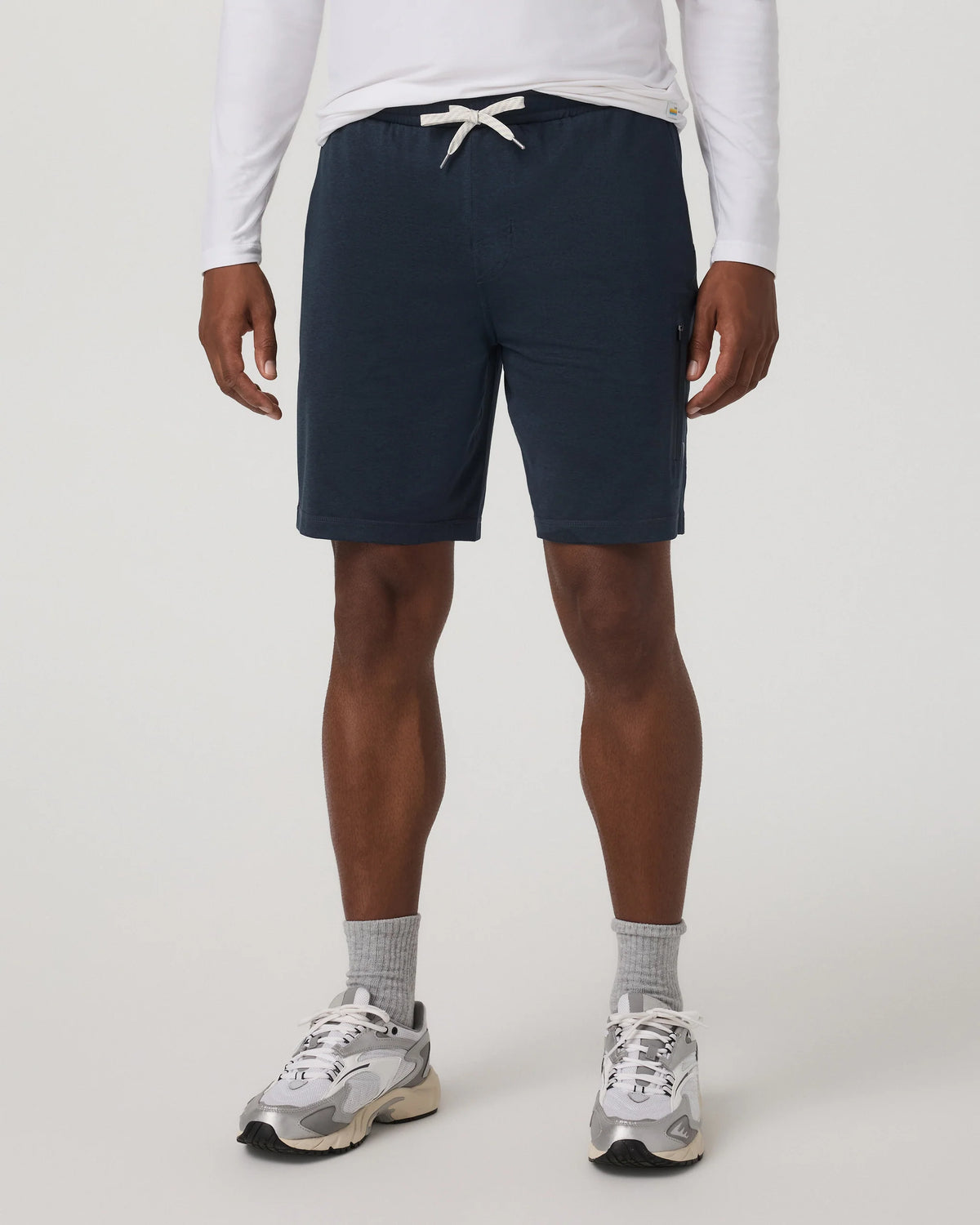 Sunday Performance Short 8"