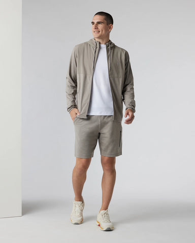 Sunday Performance Short 8"