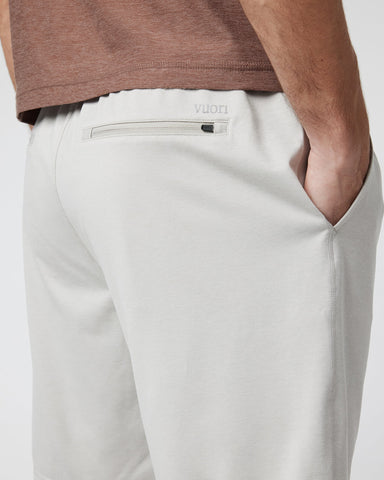 Sunday Performance Short 8"