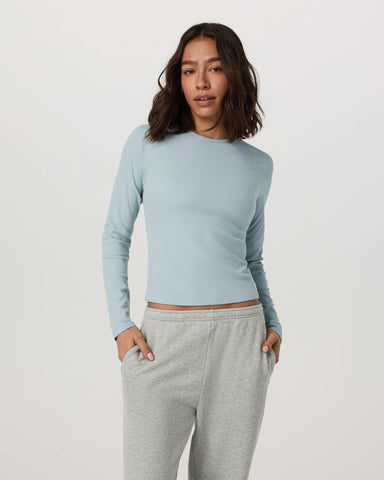 Long Sleeve Pose Crew