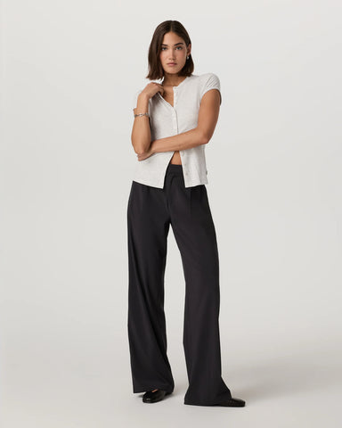 Short Sleeve Pose Button Up