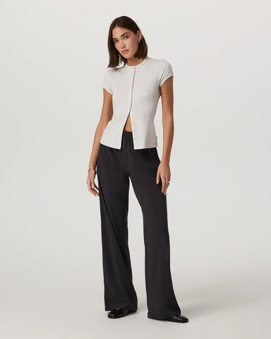 Short Sleeve Pose Button Up