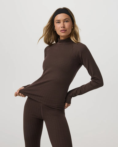 Long Sleeve Chilled Out Houndstooth Mock