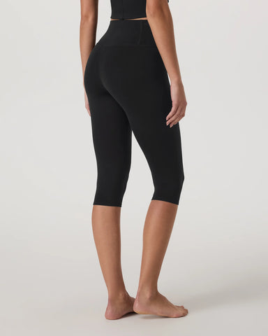 Vuori AllTheFeels™ Crop Legging