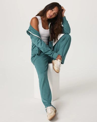 Halo Modern Straight Leg Pant-Short